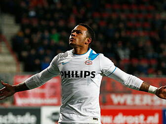 Depay on the way to Old Traffo...